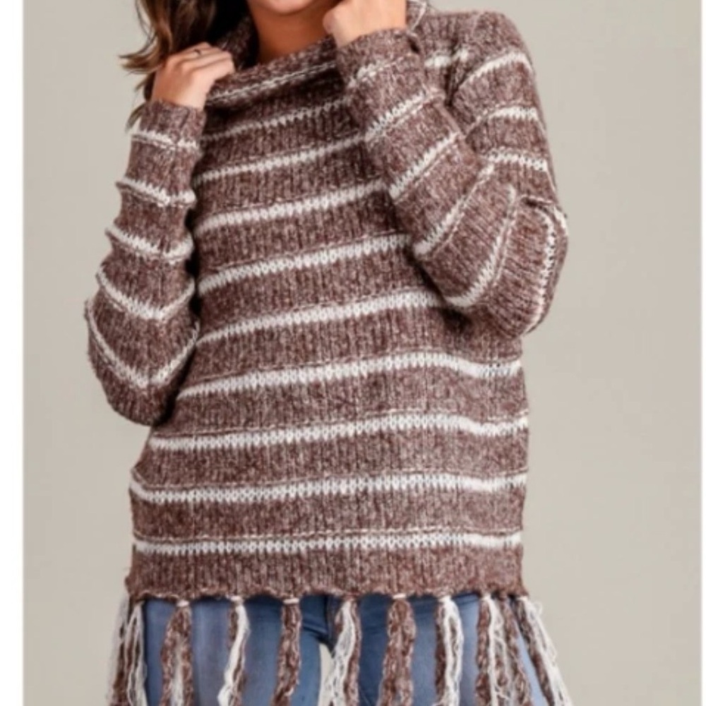 entro Boho Navy and White Striped Fringe Turtleneck Sweater NWT Bohemian